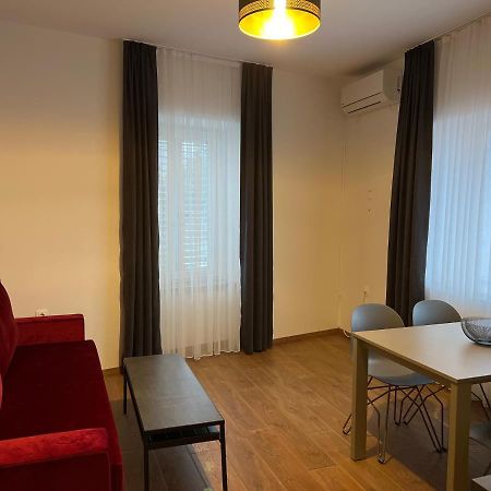 Nadija Apartmani Poreč Exteriör bild
