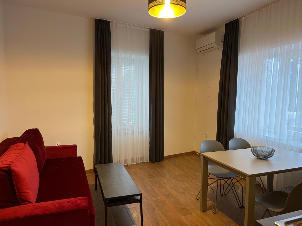 Nadija Apartmani Poreč Exteriör bild